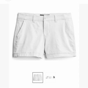 NWT Liverpool Los Angeles White Johnny Short size 6/28 Cotton Blend